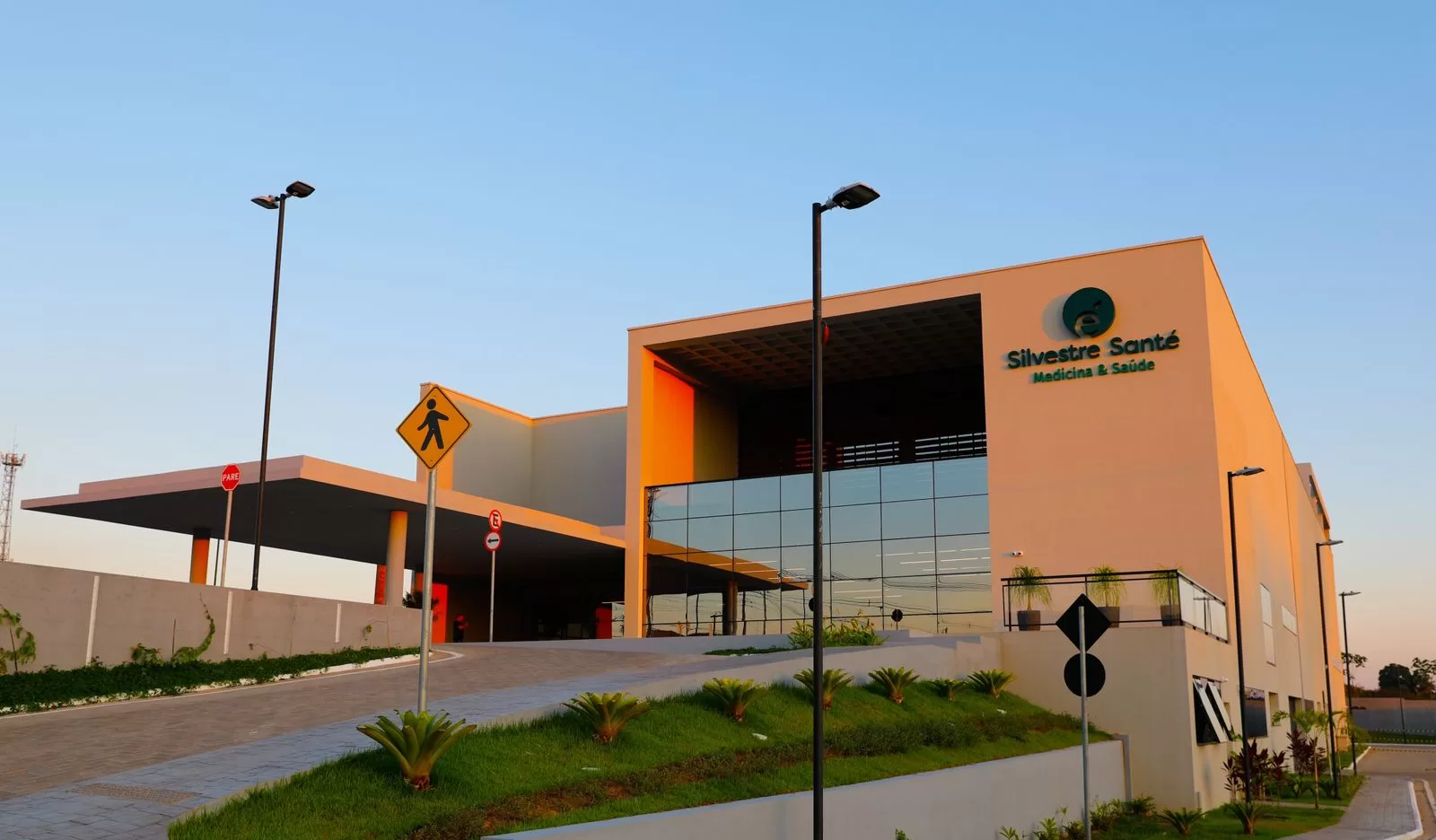 Fachada Silvestre Santé Medicina e Saúde